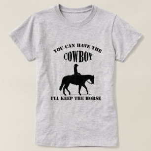 Cowgirl tar Cowboy-Behållan på hästens Rosa T Shirt
