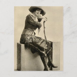 Cowgirl with Fringe Vykort