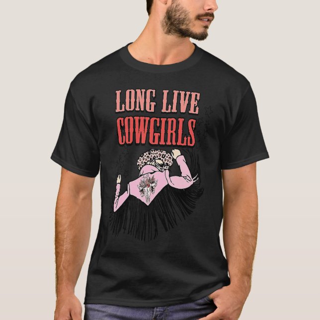 Cowgirls Pink Leopard Cow Skull Western Valentine  T Shirt (Framsida)