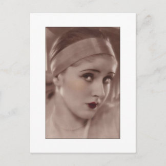 coy beauty from the deco age vykort