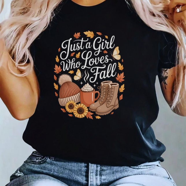  Cozy Autumn Essentials and Hot Chocolate T Shirt (Skapare uppladdad)