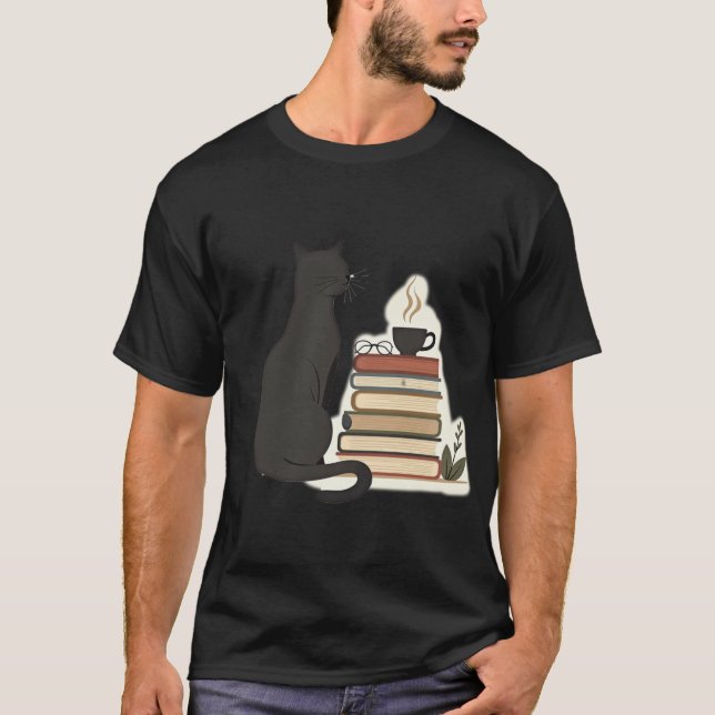 Cozy Black Cat Book Lover Coffee and Reading T Shirt (Framsida)