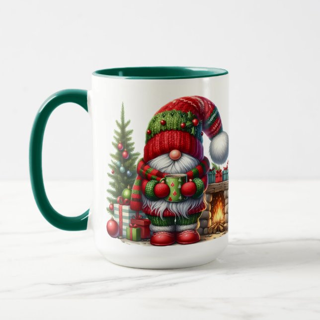 Cozy Christmas Gnome Art – Festive Holiday Mugg (Vänster)