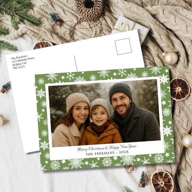 Cozy Green & White Snowflake Holiday Photo Helg Vykort (Cozy elegant green and white snowflake holiday photo postcard)