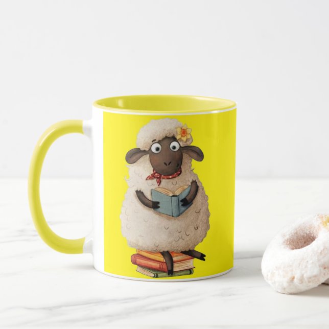 Cozy Reading Sheep – Cute Animal Coffee Mug Mugg (Med munk)