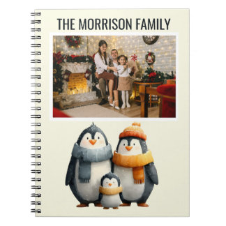 Cozy Winter Penguin Family Anteckningsbok
