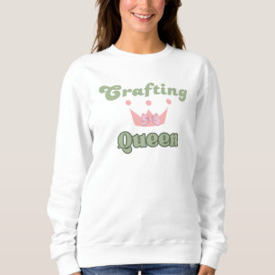 Crafting Queen Design Typografi  T Shirt