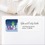Crafty Snögubbe Knitting Scarf Returadress Etikett<br><div class="desc">En vektorillustration av två vidlyftiga snögubbar av tecknad klädda i stickade hattar och scarfar. Den stora galningen snögubbe knullar en överdimensionerad sjal för den lilla. Ärren är redan insvepta flera gånger runt den söta lilla snögubbe.</div>