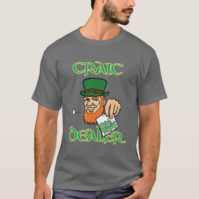 Craic Dealer-Anpassade Tee for St Paddy's Day (Framsida)