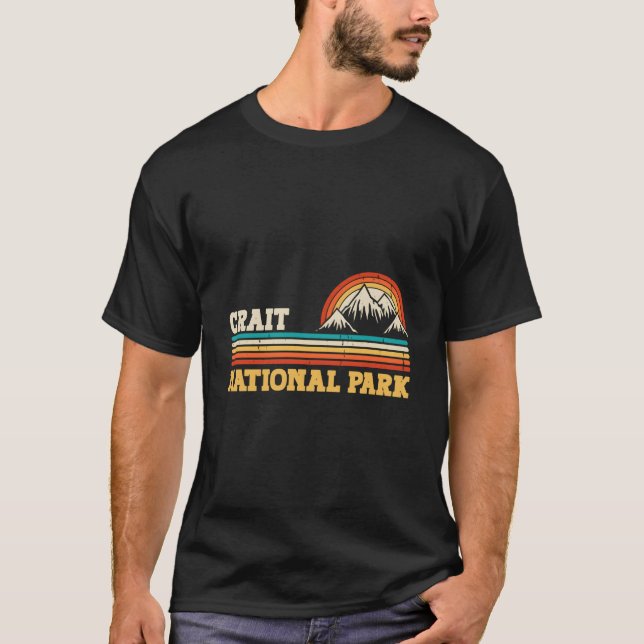 Crait National Park Mountain Trees Sun Camg Hiking T Shirt (Framsida)