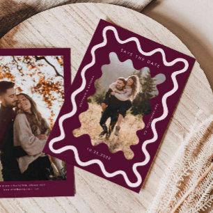 Cranberry Vågigt Ram Bröllop Spara Datumet