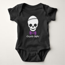 Cranio Pojke Skull med Lila Bowtie