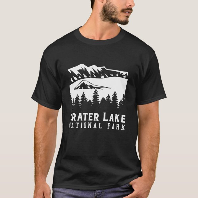 Crater Lake National Park Hiking Vacation T Shirt (Framsida)