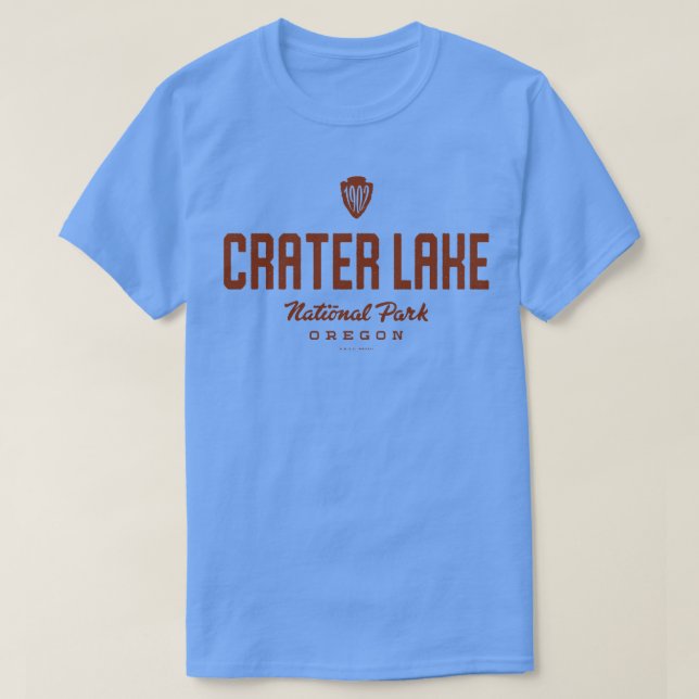 Crater Sjö nationalpark 1902 Arrowhad Brown T Shirt (Design framsida)