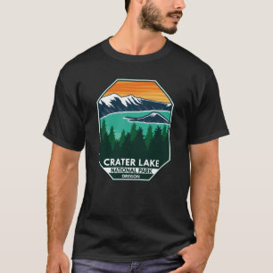Crater Sjö nationalpark Elk Retro Compass Emblem T Shirt