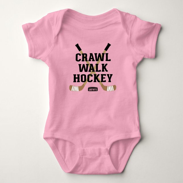 Crawl Walk Hockey Cute Funny Infant Girl T Shirt (Framsida)