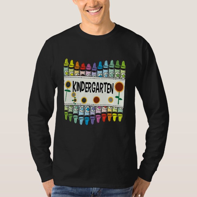 Crayons And Flower Teaching  Kindergarten T Shirt (Framsida)