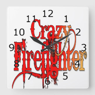Crazy Firefighter Fyrkantig Klocka