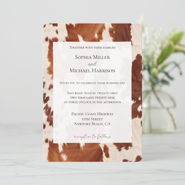 Cream Brown Cowhide Western Wedding Inbjudningar (Stående Fram)