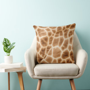 Cream Brown Giraffe Animal Print Kudde
