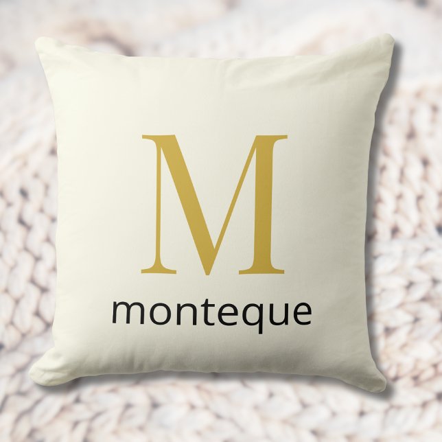 Cream Gold Monogram Personlig Namn Lyxpresent Kudde (Skapare uppladdad)