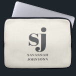Cream monogram initialer laptop fodral<br><div class="desc">Cream Personlig namn simple</div>