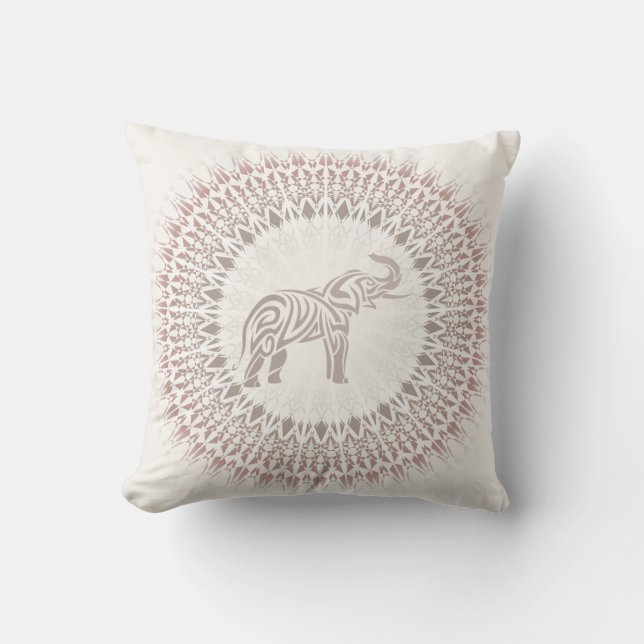 Cream Ombre Elephant Mandala Kudde (Framsida)