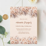 Cream Peach ro guld blommigts lyxfödelsedag Inbjudningar<br><div class="desc">En modern,  snyggt och glamorös inbjudan till födelsedagsfest. En mjuk bakgrund av färgaden ro guld,  dekorerad med grädde,  persikoblommor av färgad. Anpassa och lägg till information om party.</div>