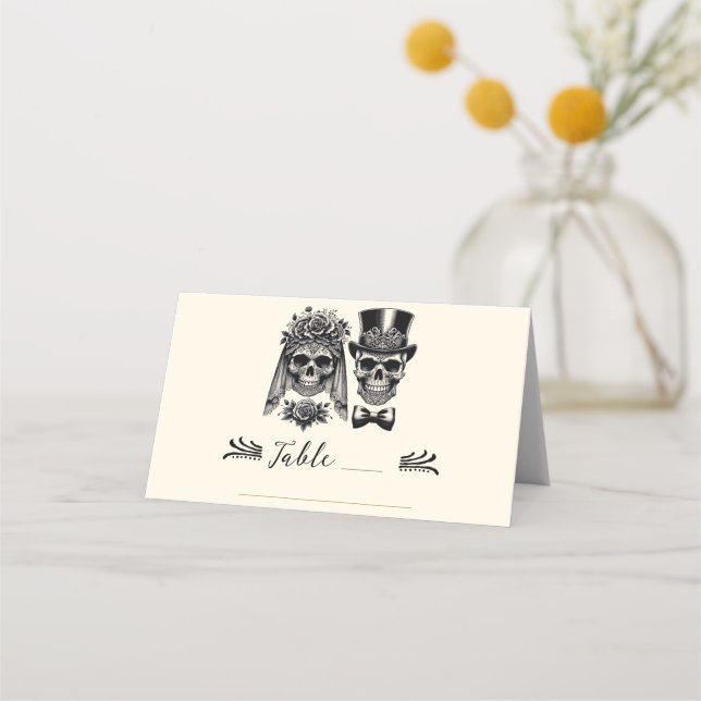 Cream Svart & Guld Vintage Skelett Bröllop  Placeringskort (Framsida)