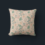 Cream Winter Botanical Pattern Kudde<br><div class="desc">Cute and fun Christmas theme pillow featuring hand drawn illustration of winter botanicals.</div>