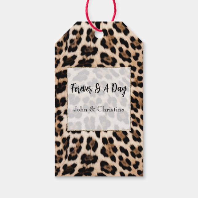 Creamy Brown Black Leopard Print Animal Bröllop Presentetikett (Framsidan)