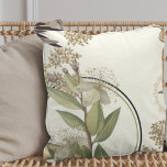 Creamy Ivory Artistic Botanical Blommigt Design Kudde<br><div class="desc">Snyggt dekorativ kudde har en konstnärlig botanisk blommigt i en snyggt neutralt färg palett med mjuka nyanser. En konstnärlig blommigt har en blomstrande myrtle gren och en abstrakt som är sammansatt med bleka geometriska cirklar och olivcitronskal och blommor som blommar i jorda nyanser på en krämig elfenbensbakgrund. Denna lagersammansättning är...</div>