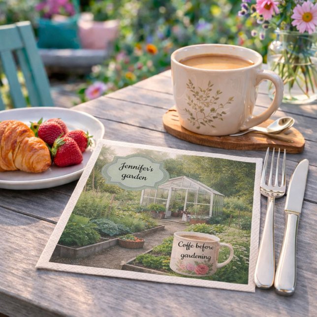 Create your own Coffee before gardening photo Pappersservett (Create your own Coffee before gardening photo Napkins. You can add your own garden photo and name.)