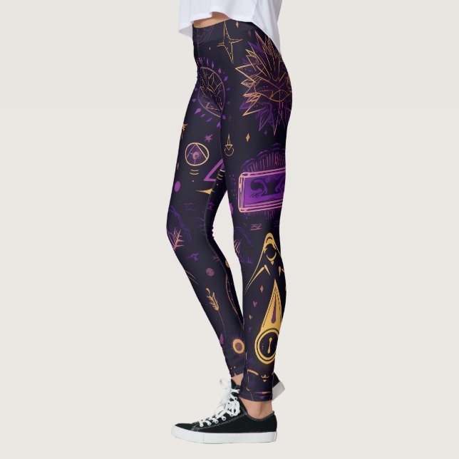 Create Your Own Purple & Gold Pagan Symbols Black Leggings (Vänster)