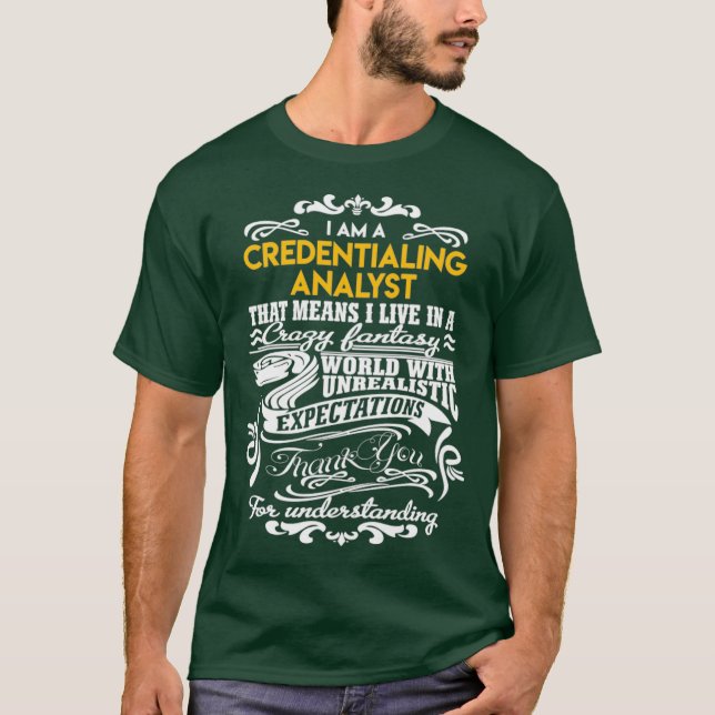 Credentialing Analyst T Shirt (Framsida)