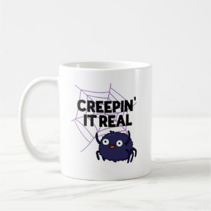 Creepin Det är riktigt roligt Halloween Spider Pun Kaffemugg