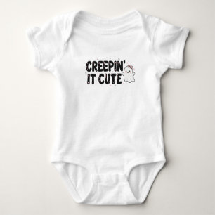 Creepin It Cute Body Söt Spök Halloween T Shirt