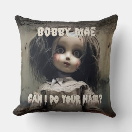 Creepy Cute Haunted Doll Kudde