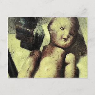 Creepy Doll Vykort