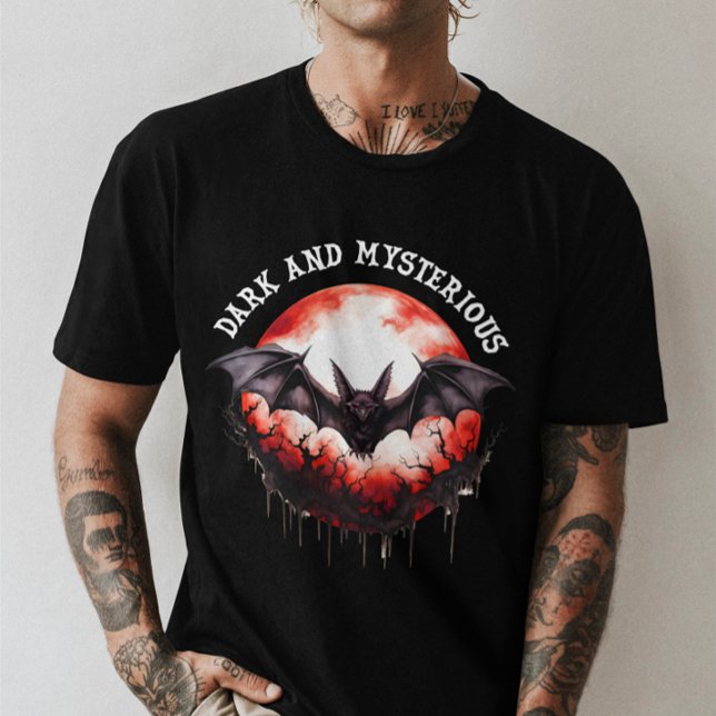Creepy Gothic Mörk & Mysterious Unisex Halloween T Shirt (Skapare uppladdad)