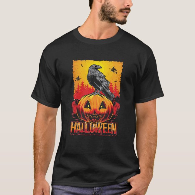 Creepy Halloween Pumpkin Head med Kråka T Shirt (Framsida)