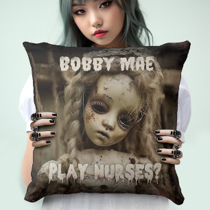 Creepy Haunted Nurse Doll - Horror Movie Kudde