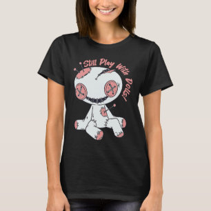 Creepy Voodoo Doll Play med dockor Witchcraft Hall T Shirt