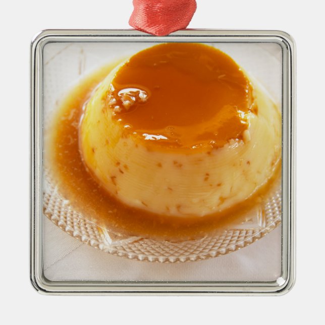 Crème caramel typ av pudding med karamell julgransprydnad metall (Framsidan)