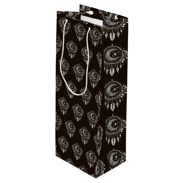 Crescent Måne Golden Dream Catcher på svart (Framsidan Vinklad)