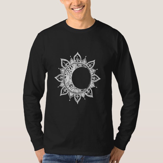 Crescent Moon Bohemian Aesthetic Sun Moon Astrolog T Shirt (Framsida)