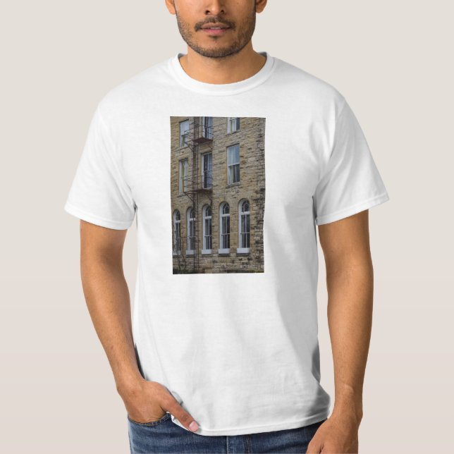 Crescent Wall Tee (Framsida)