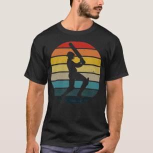 Cricket Player Silhouette på en stressad Retro Su T Shirt