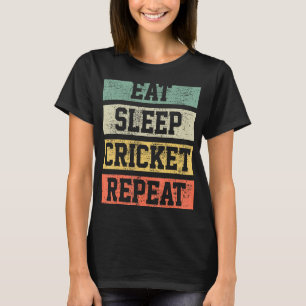 Cricket Retro Vintage Player Coach Gift T Shirt