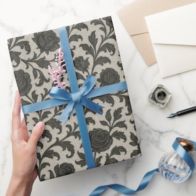 Crimson Nocturne Bloom Victorian Presentpapper (Gifting)